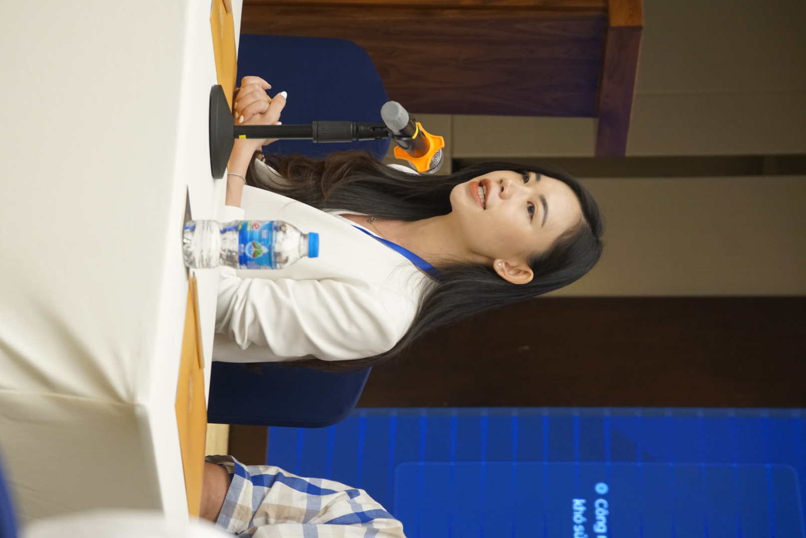 Ms. Trang Nguyen gave a speech.