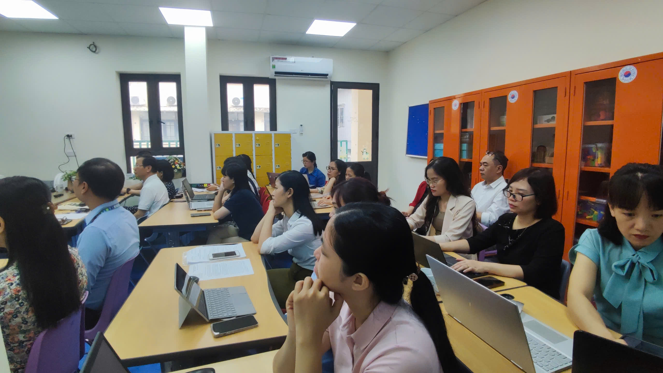 The participants in the training session