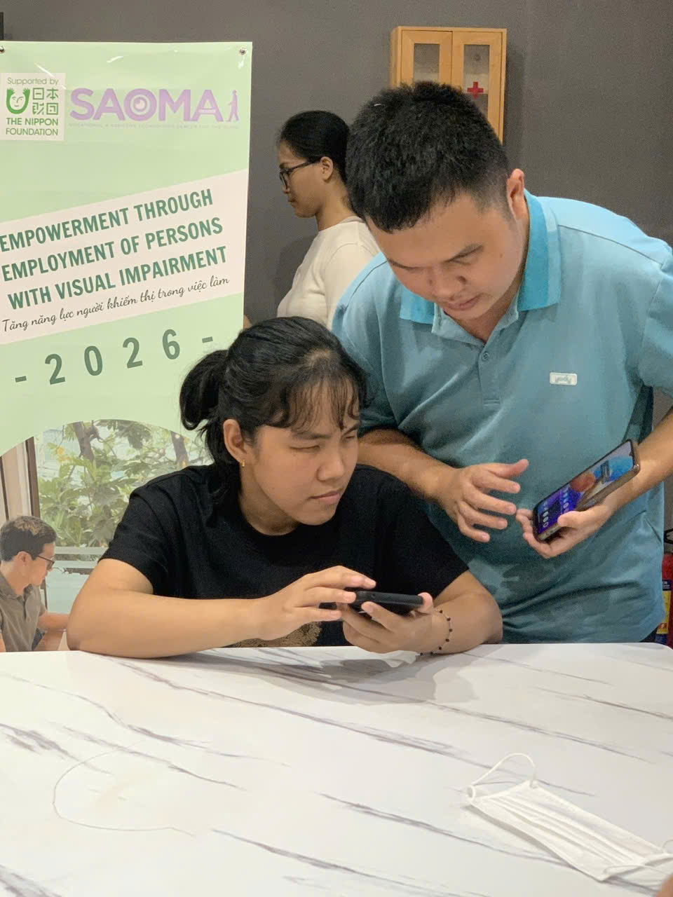 Học viên thực hành ứng dụng công nghệ