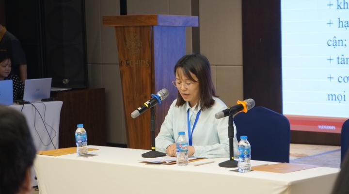 ThS. Nguyễn Thị Huyền Trang phát biểu